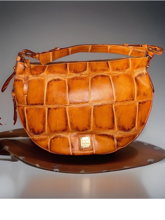 Dooney & Bourke Handbags - Dooney & Bourke Vintage Luna Bag from the Nile Collection EUC